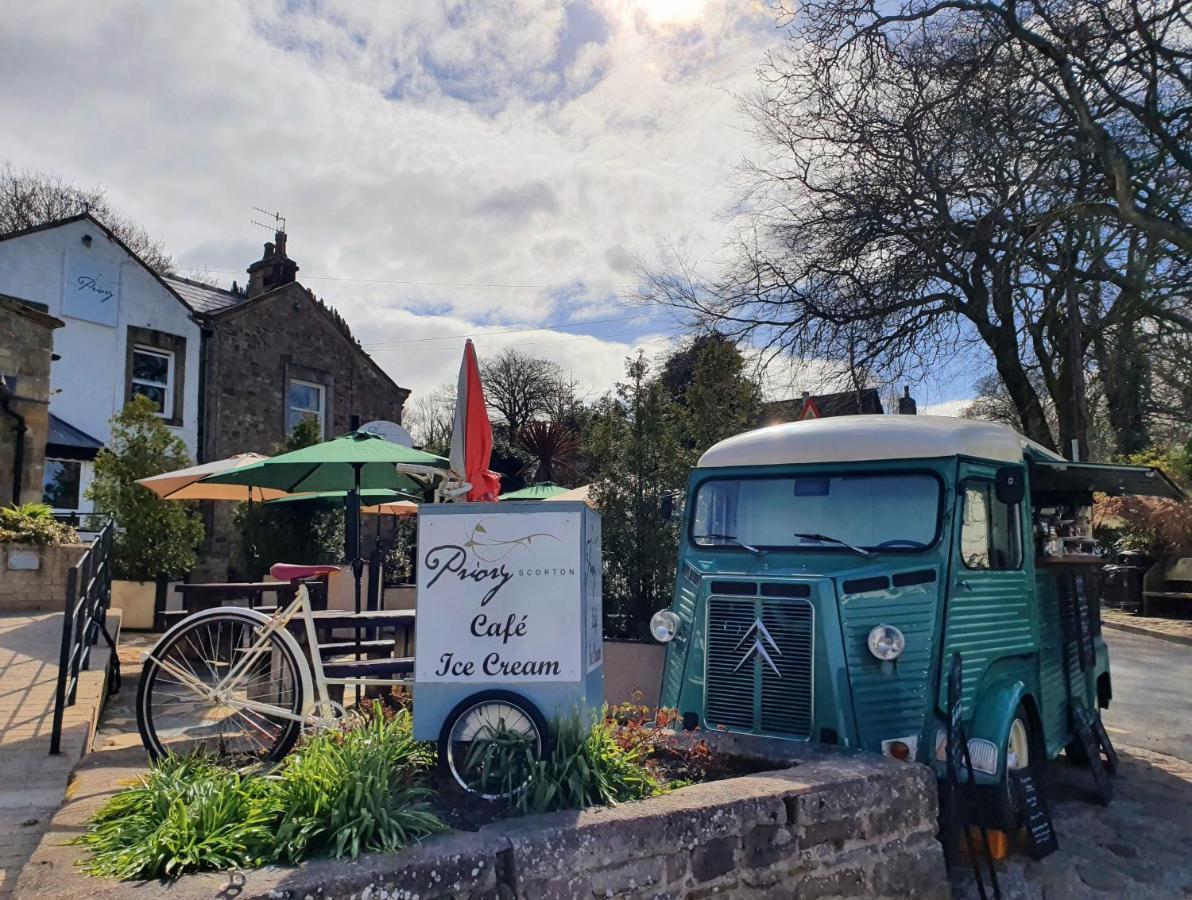 The Priory Bed and Breakfast Scorton  Exteriör bild